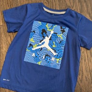 Boys Nike Air Jordan tee